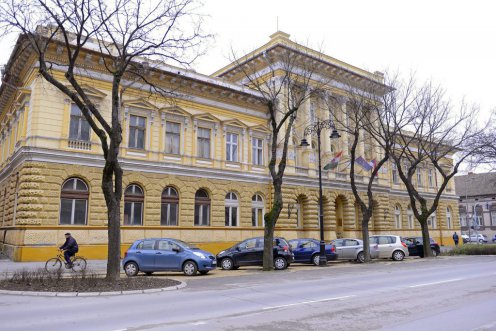 Az Újvidéki Egyetem Magyar Tannyelvű Tanítóképző Karának (MTTK) épülete. Fotó: Molnár Edvárd/MTI