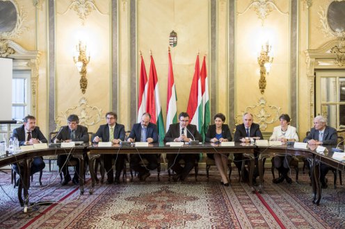 Az iskolákat nem az érdekli, milyen egy hivatal struktúrája, hanem az, hogy hatékonyan látja-e el a feladatait Fotó: Árvai Károly/kormany.hu