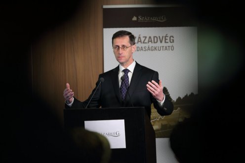 Photo: József Eisenmann/Ministry for National Economy