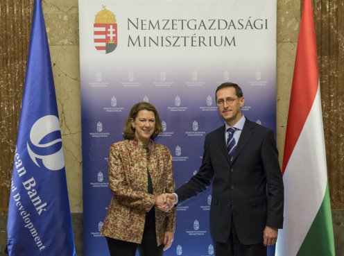 Photo: Géza Dede