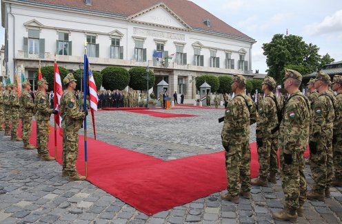 Fotó: Szabó Lajos zászlós