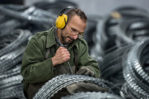 A gyártást, illetve a szállítást a büntetés-végrehajtás gazdasági társaságai végezték, a karbantartás, javítás szintén az ő feladatuk, amelyet folyamatosan végeznek Fotó: Botár Gergely/kormany.hu